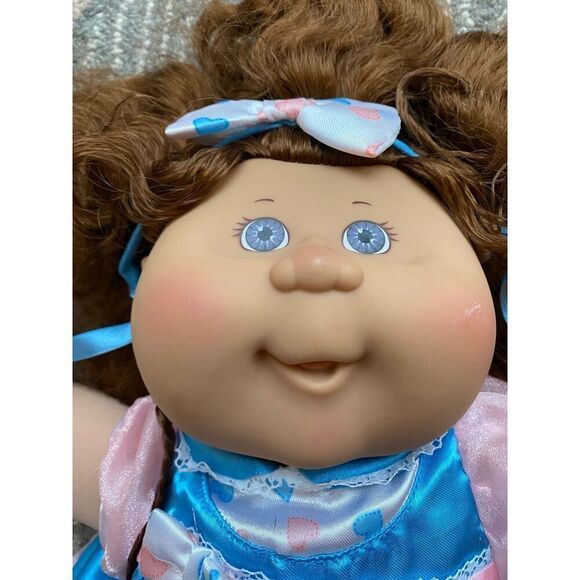 Cabbage Patch Curly with Braids - Picture 6 of 8